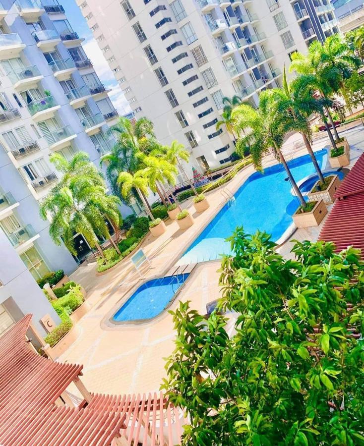 One Palm Tree Villas Condo Across Naia Terminal 3 Manila Dış mekan fotoğraf
